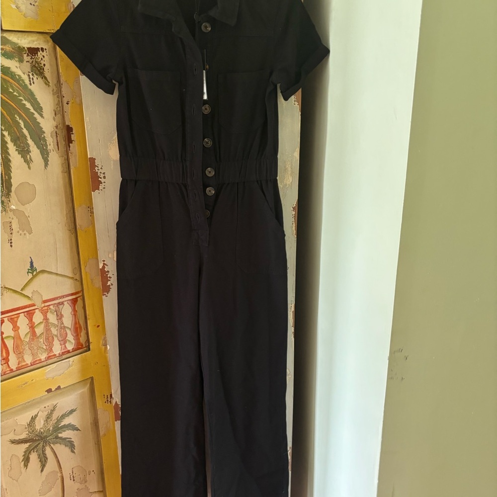 Gianni Bini Black Classic Jumpsuit with Short Sleeves